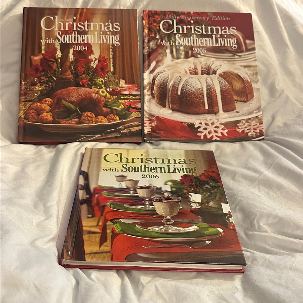 Southern Living Christmas Cookbook Set - Red, Green, Brown
